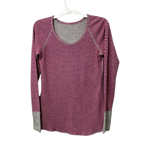 Lululemon Open Your Heart Long Sleeve Reversible Pullover Size 6 - Picture 1 of 4